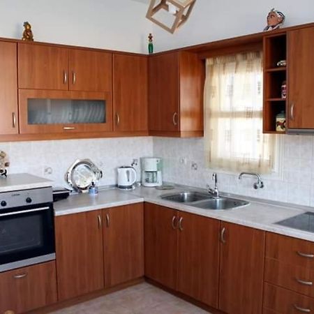 Elzahed Apartments Maestro Kímolos Eksteriør billede